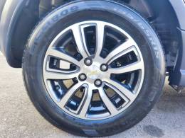 CHEVROLET - ONIX - 2017/2017 - Prata - R$ 66.900,00