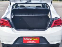 CHEVROLET - ONIX - 2019/2019 - Branca - R$ 53.900,00