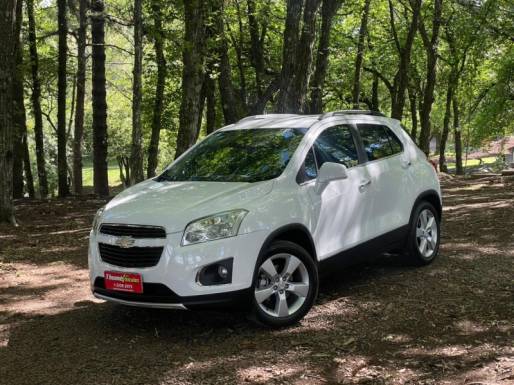 CHEVROLET - TRACKER - 2014/2014 - Branca - R$ 64.900,00
