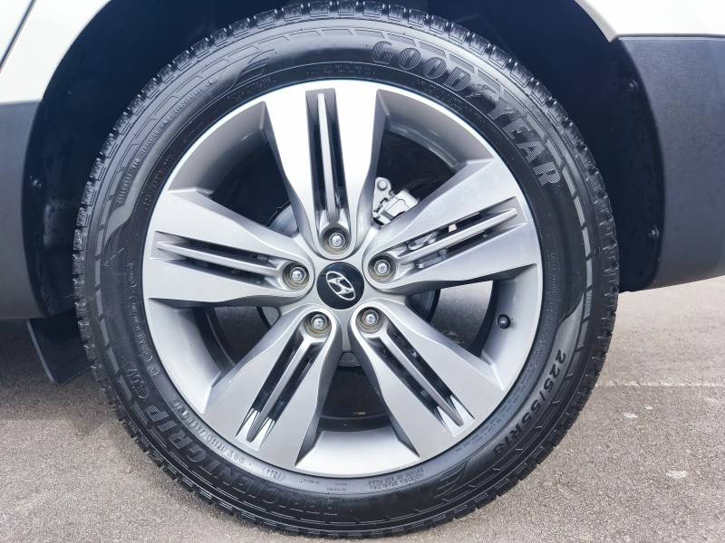 HYUNDAI - IX35 - 2017/2017 - Branca - R$ 83.900,00