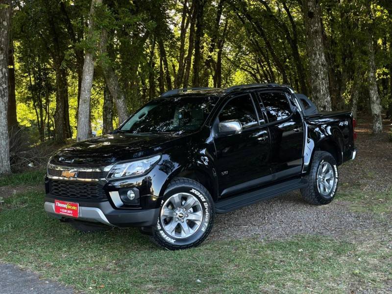 CHEVROLET - S10 - 2022/2022 - Preta - R$ 173.900,00