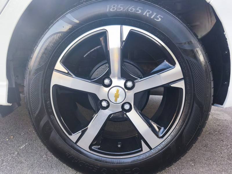 CHEVROLET - PRISMA - 2017/2017 - Branca - R$ 57.900,00