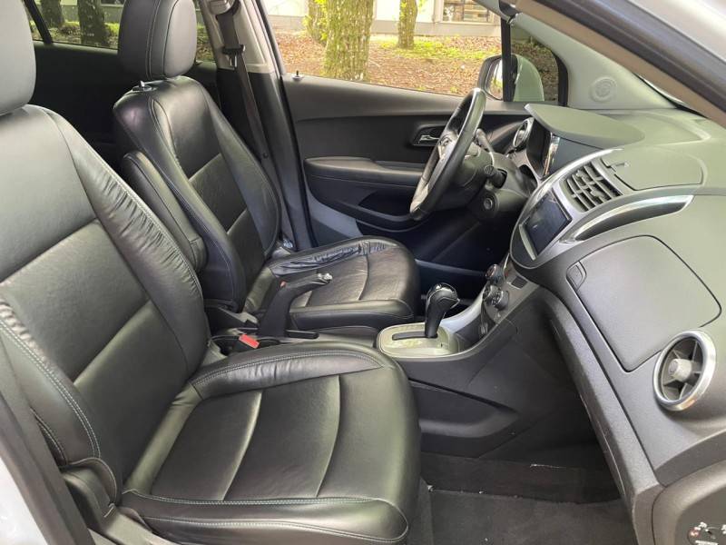 CHEVROLET - TRACKER - 2014/2014 - Branca - R$ 65.900,00