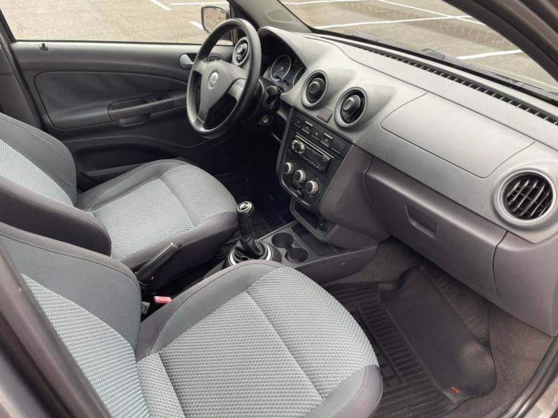 VOLKSWAGEN - GOL - 2012/2012 - Cinza - R$ 36.900,00