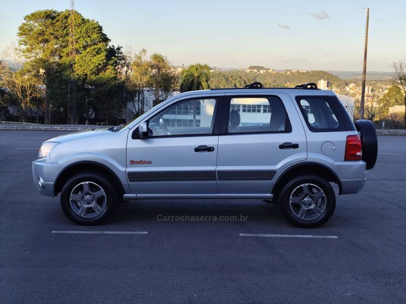 FORD - ECOSPORT - 2009/2009 - Prata - R$ 35.900,00