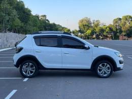 RENAULT - SANDERO - 2015/2015 - Branca - R$ 49.900,00