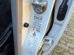 MITSUBISHI - L200 - 2015/2015 - Branca - R$ 129.900,00