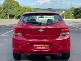 CHEVROLET - ONIX - 2015/2015 - Vermelha - R$ 45.900,00