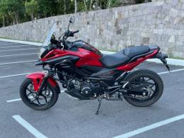 HONDA - NC 750X - 2020/2020 - Vermelha - R$ 44.900,00