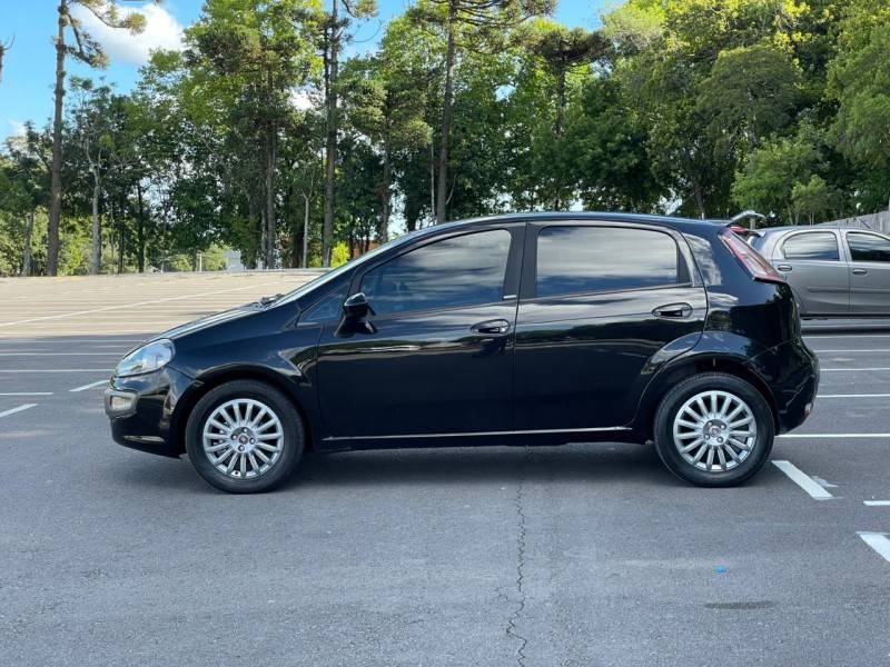 FIAT - PUNTO - 2014/2014 - Preta - R$ 39.900,00