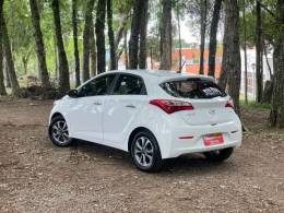 HYUNDAI - HB20 - 2015/2014 - Branca - R$ 46.900,00