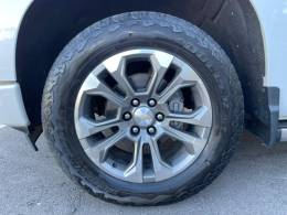 CHEVROLET - SILVERADO - 2024/2024 - Branca - R$ 425.900,00