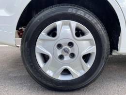 FORD - FIESTA - 2014/2014 - Branca - R$ 36.900,00