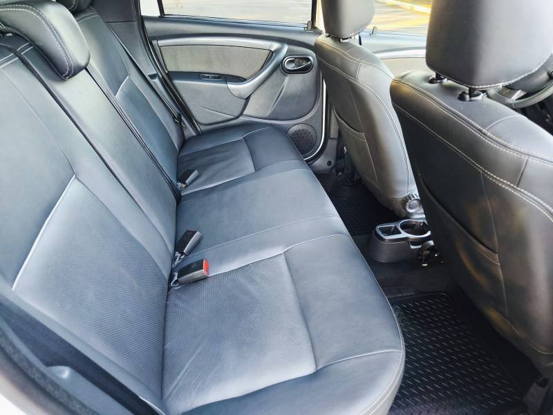 RENAULT - DUSTER - 2014/2014 - Branca - R$ 52.900,00