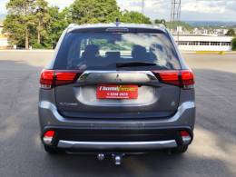 MITSUBISHI - OUTLANDER - 2018/2018 - Cinza - R$ 112.900,00