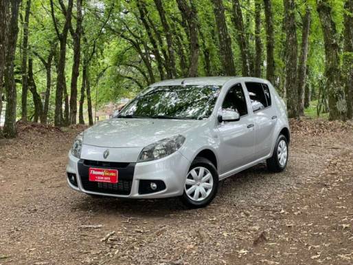 RENAULT - SANDERO - 2014/2014 - Prata - R$ 33.990,00