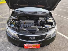 KIA MOTORS - CERATO - 2010/2010 - Preta - R$ 39.900,00