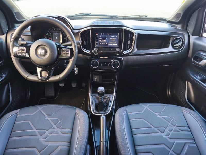 FIAT - STRADA - 2023/2023 - Cinza - R$ 113.900,00