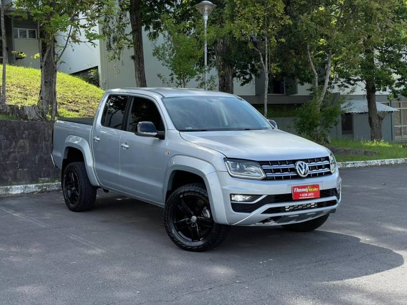 VOLKSWAGEN - AMAROK - 2019/2019 - Prata - R$ 149.900,00