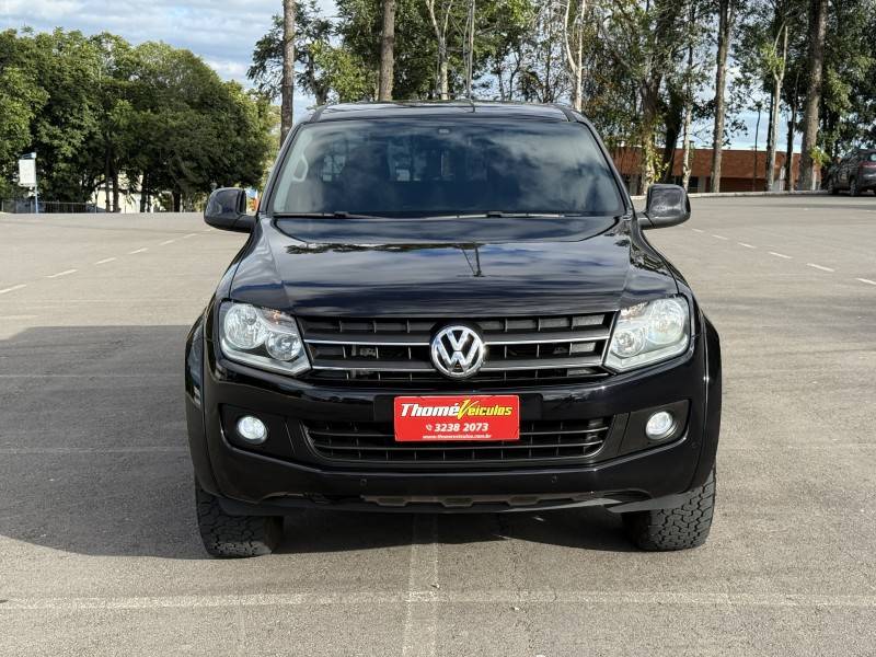 VOLKSWAGEN - AMAROK - 2013/2013 - Preta - R$ 106.900,00
