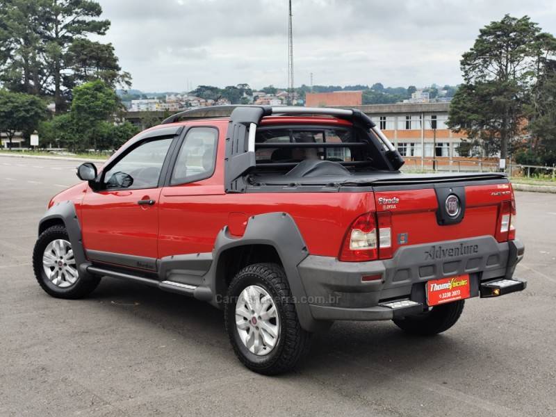 FIAT - STRADA - 2013/2013 - Vermelha - R$ 51.900,00