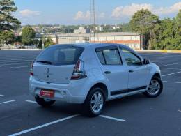 RENAULT - SANDERO - 2014/2014 - Branca - R$ 35.900,00