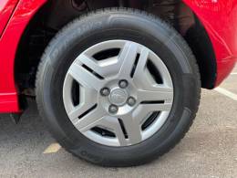 CHEVROLET - ONIX - 2015/2015 - Vermelha - R$ 45.900,00