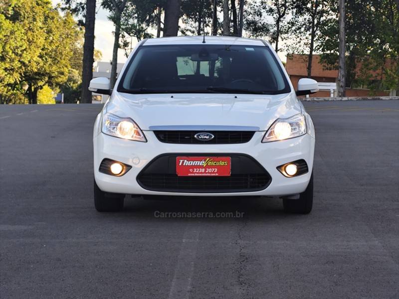 FORD - FOCUS - 2013/2013 - Prata - R$ 45.900,00