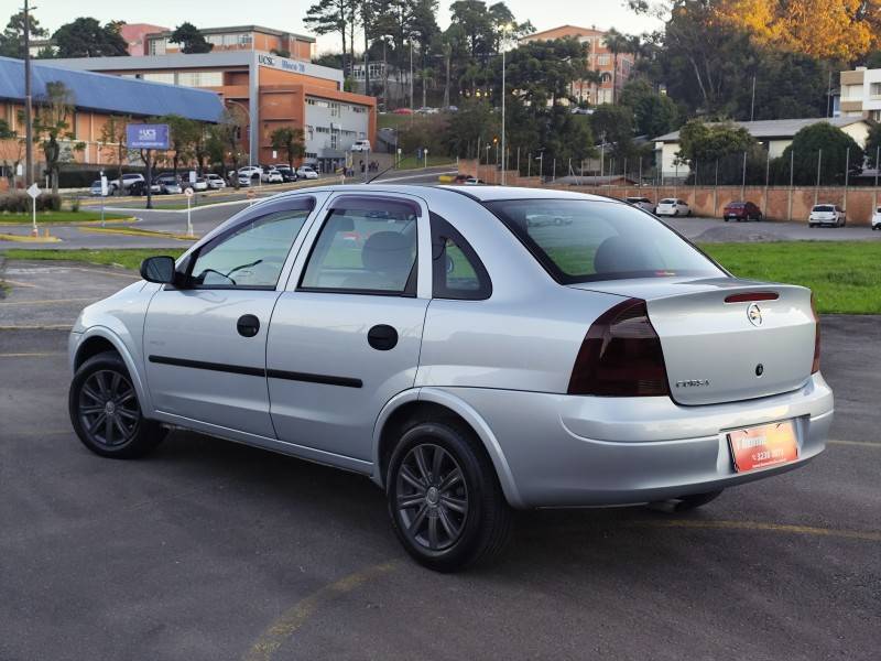 CHEVROLET - CORSA - 2009/2009 - Prata - R$ 29.900,00