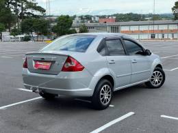 FORD - FIESTA - 2008/2009 - Prata - R$ 29.900,00