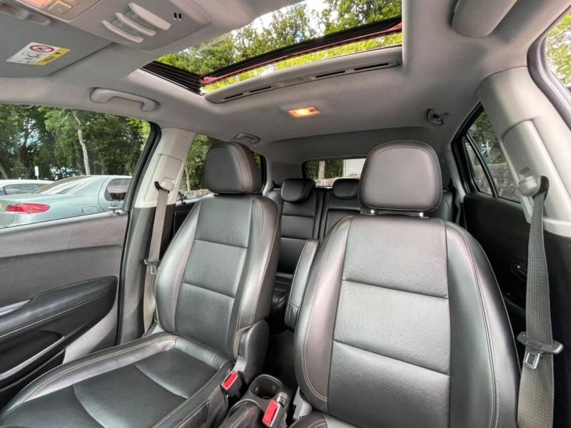 CHEVROLET - TRACKER - 2018/2018 - Vermelha - R$ 87.900,00