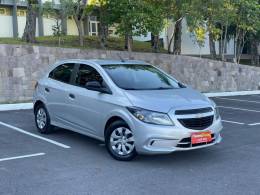 CHEVROLET - ONIX - 2019/2019 - Prata - R$ 52.900,00