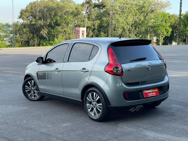 FIAT - PALIO - 2014/2014 - Cinza - R$ 43.900,00