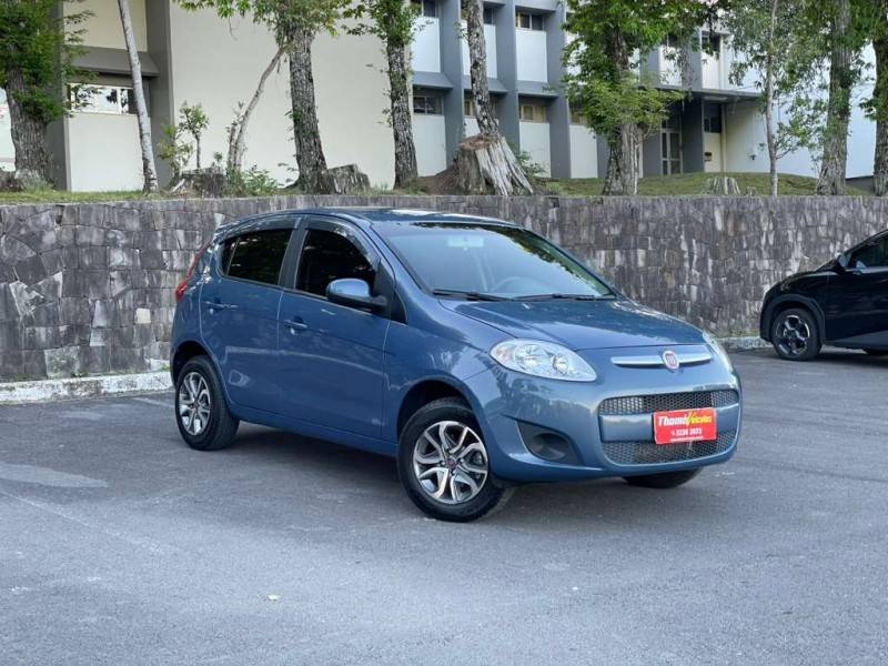 FIAT - PALIO - 2015/2015 - Cinza - R$ 39.900,00