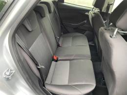 FORD - FOCUS - 2018/2018 - Prata - R$ 71.900,00