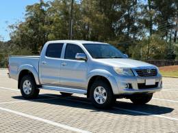 TOYOTA - HILUX - 2015/2015 - Prata - R$ 115.900,00