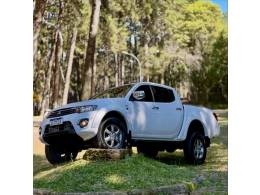 MITSUBISHI - L200 - 2015/2015 - Branca - R$ 129.900,00