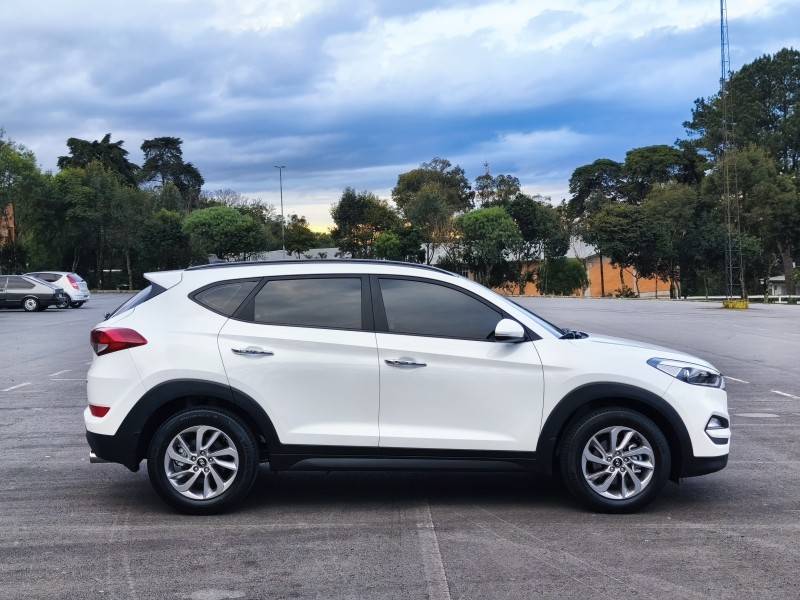 HYUNDAI - TUCSON - 2018/2018 - Branca - R$ 103.900,00