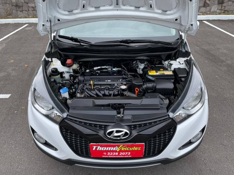 HYUNDAI - HB20X - 2015/2015 - Branca - R$ 59.900,00