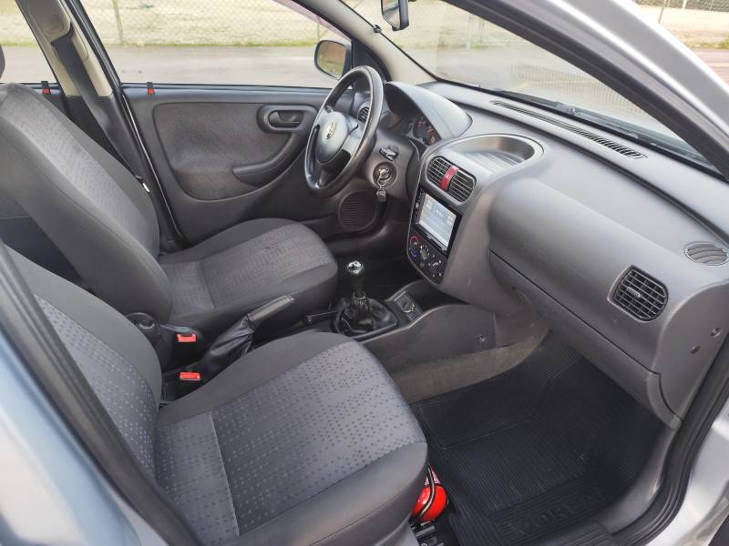 CHEVROLET - CORSA - 2009/2009 - Prata - R$ 29.900,00