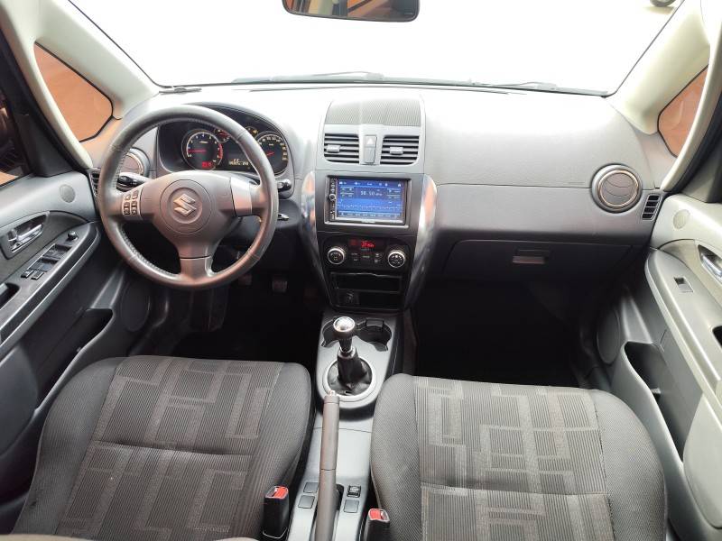 SUZUKI - SX4 - 2010/2010 - Cinza - R$ 39.900,00