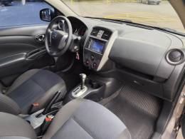 NISSAN - VERSA - 2018/2018 - Cinza - R$ 56.900,00