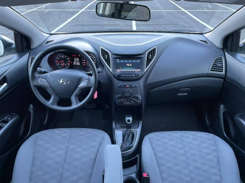 HYUNDAI - HB20S - 2019/2019 - Branca - R$ 69.900,00