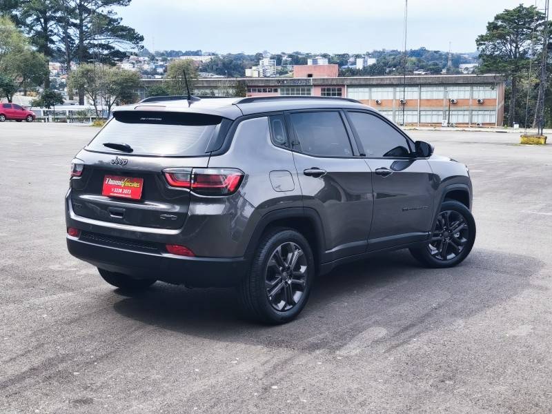 JEEP - COMPASS - 2022/2022 - Cinza - R$ 135.900,00
