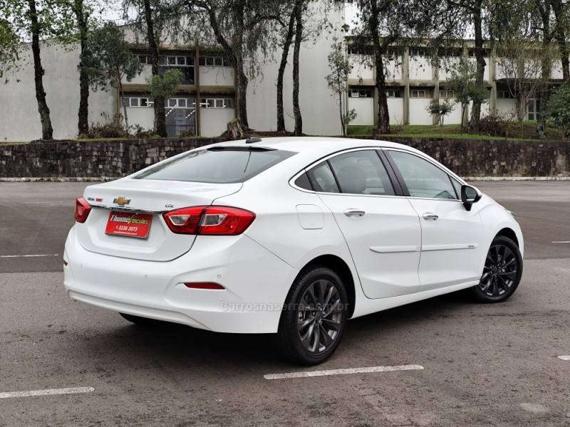 CHEVROLET - CRUZE - 2018/2018 - Branca - R$ 89.900,00