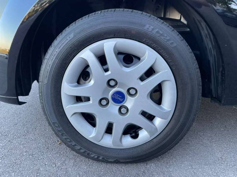 FORD - FIESTA - 2014/2014 - Preta - R$ 34.900,00