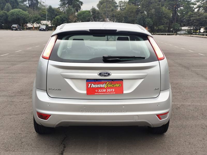 FORD - FOCUS - 2013/2013 - Prata - R$ 39.900,00