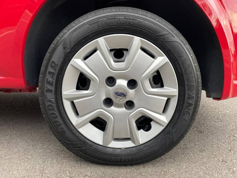 FORD - KA - 2011/2011 - Vermelha - R$ 26.900,00