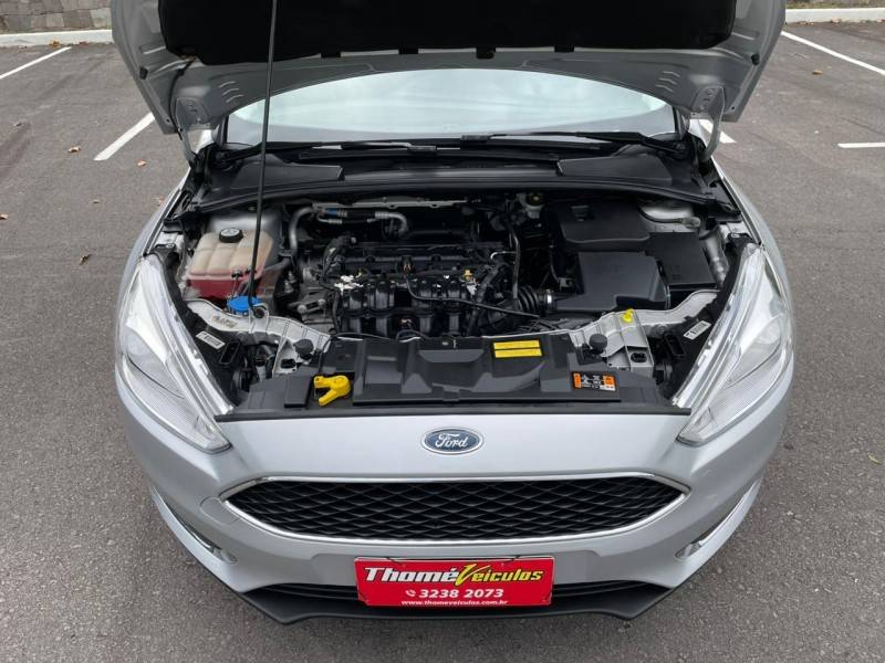 FORD - FOCUS - 2018/2018 - Prata - R$ 71.900,00