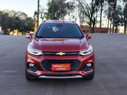 CHEVROLET - TRACKER - 2017/2018 - Vermelha - R$ 89.900,00